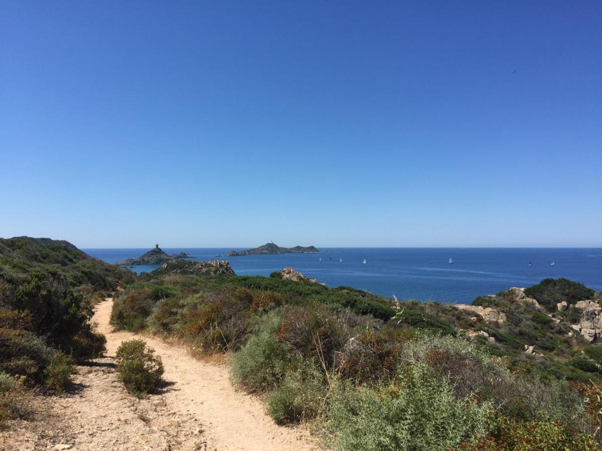 Ajaccio Magnifique T2 45M2 Neuf 5 Personnes Clim Wifi Stationnement Gratuit Centre Ville Plage A 300M Eksteriør billede