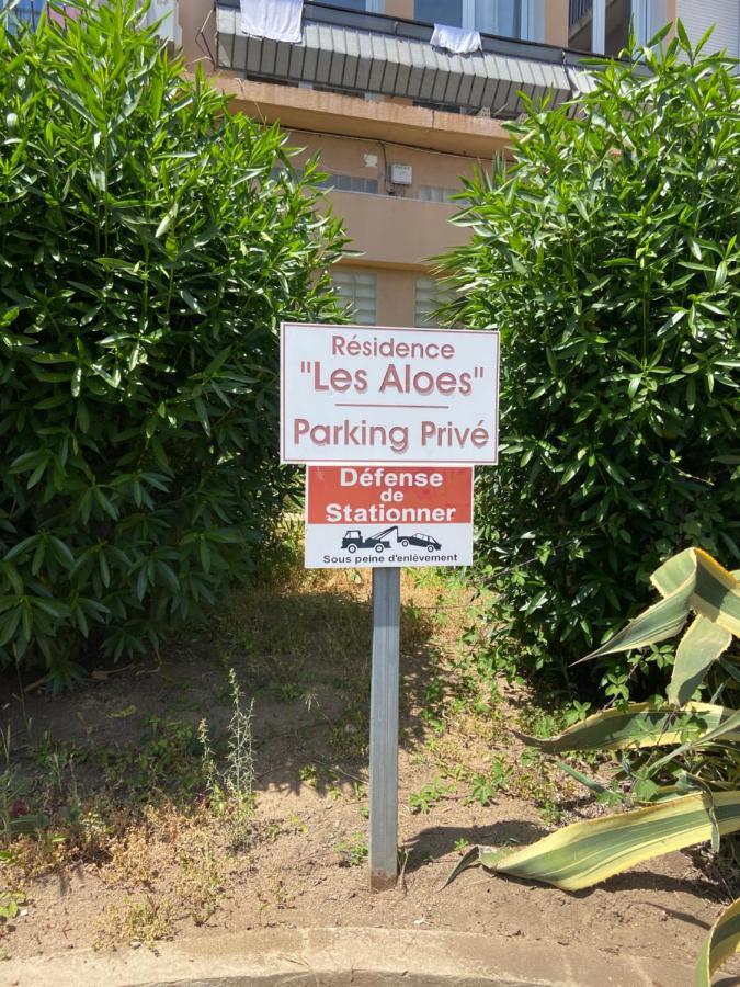 Ajaccio Magnifique T2 45M2 Neuf 5 Personnes Clim Wifi Stationnement Gratuit Centre Ville Plage A 300M Eksteriør billede